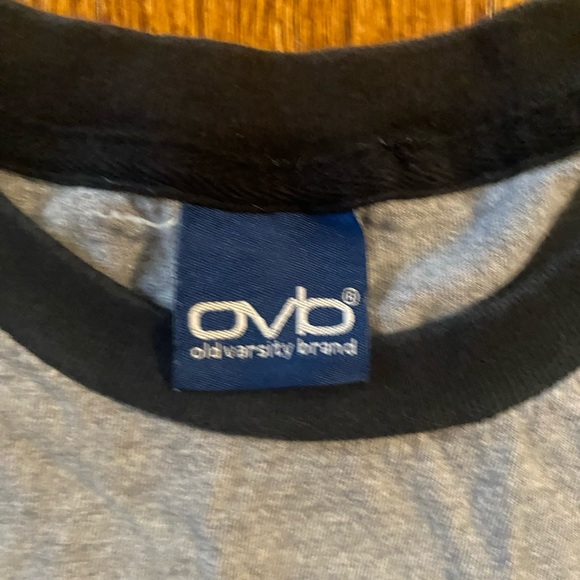 Iowa Hawkeyes shirt - Picture 2 of 2